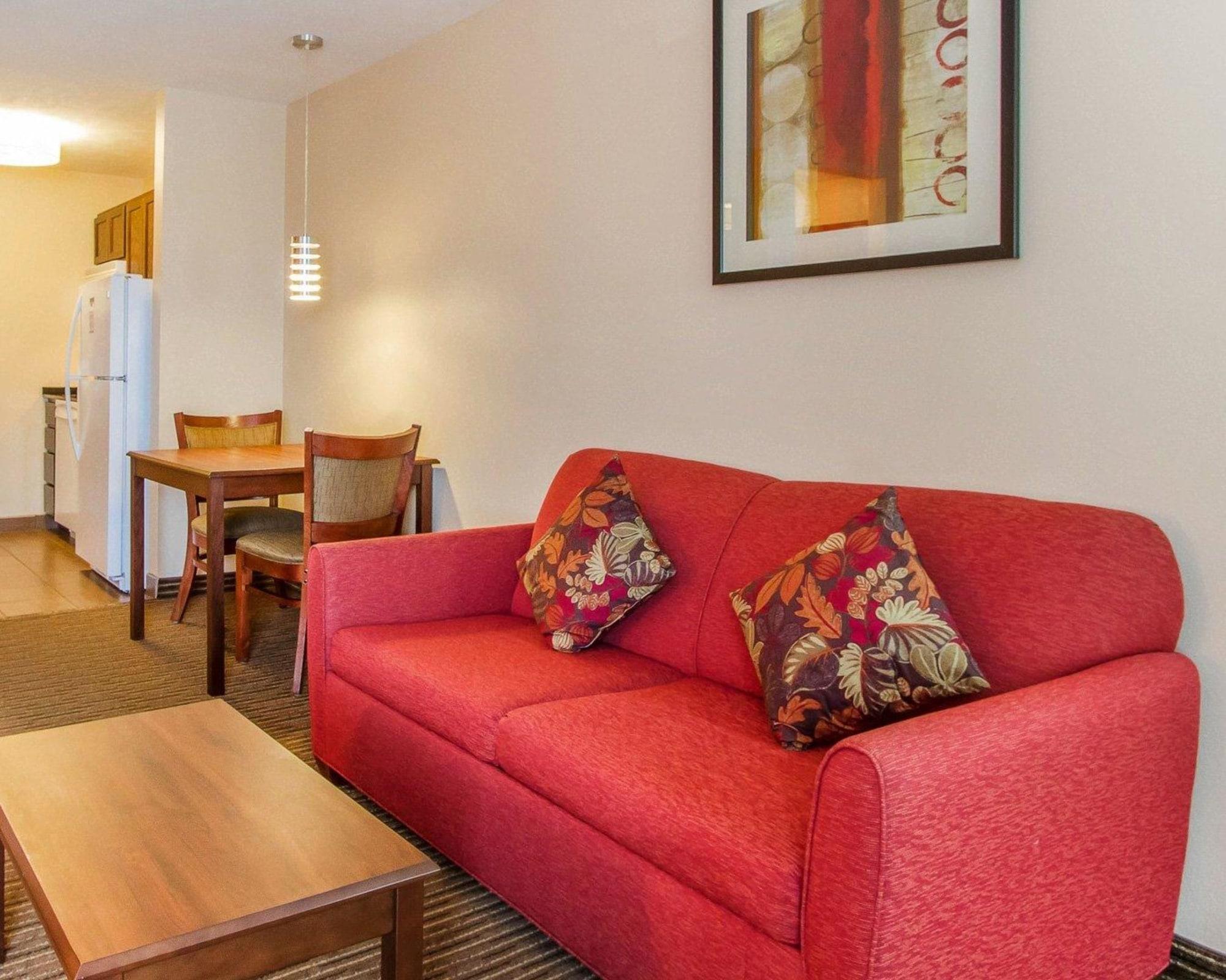 Mainstay Suites Гранд Айлънд Екстериор снимка