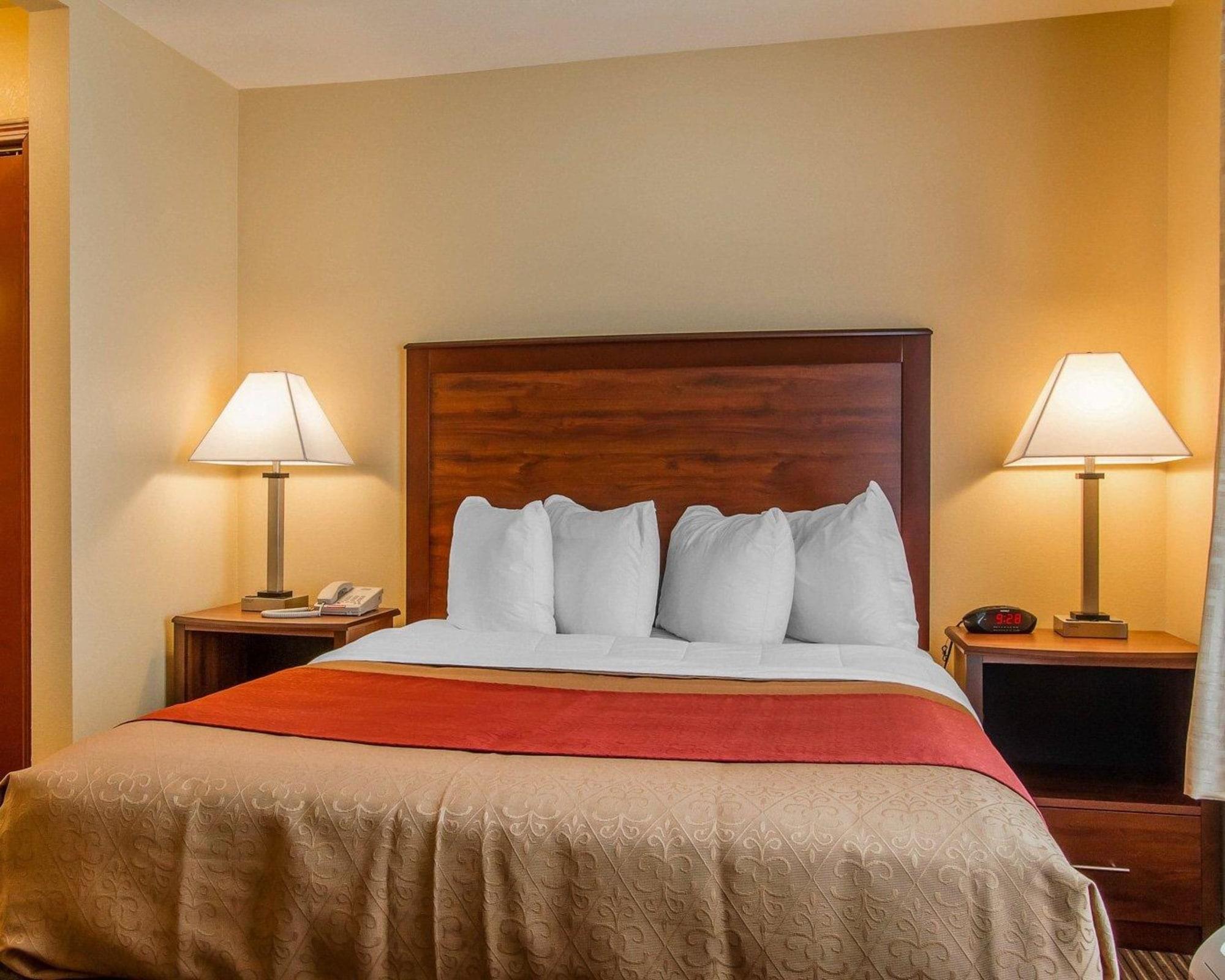 Mainstay Suites Гранд Айлънд Екстериор снимка
