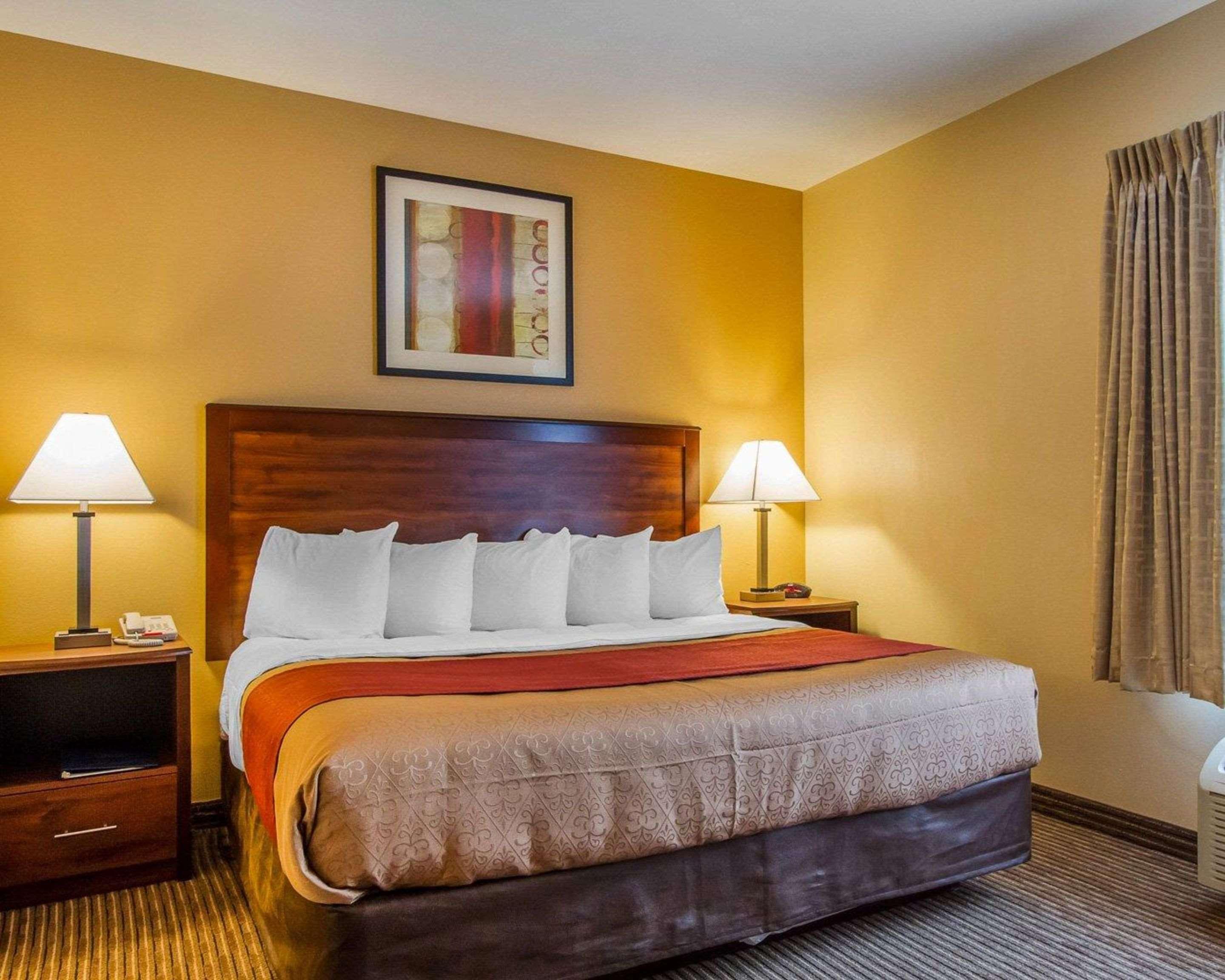 Mainstay Suites Гранд Айлънд Екстериор снимка