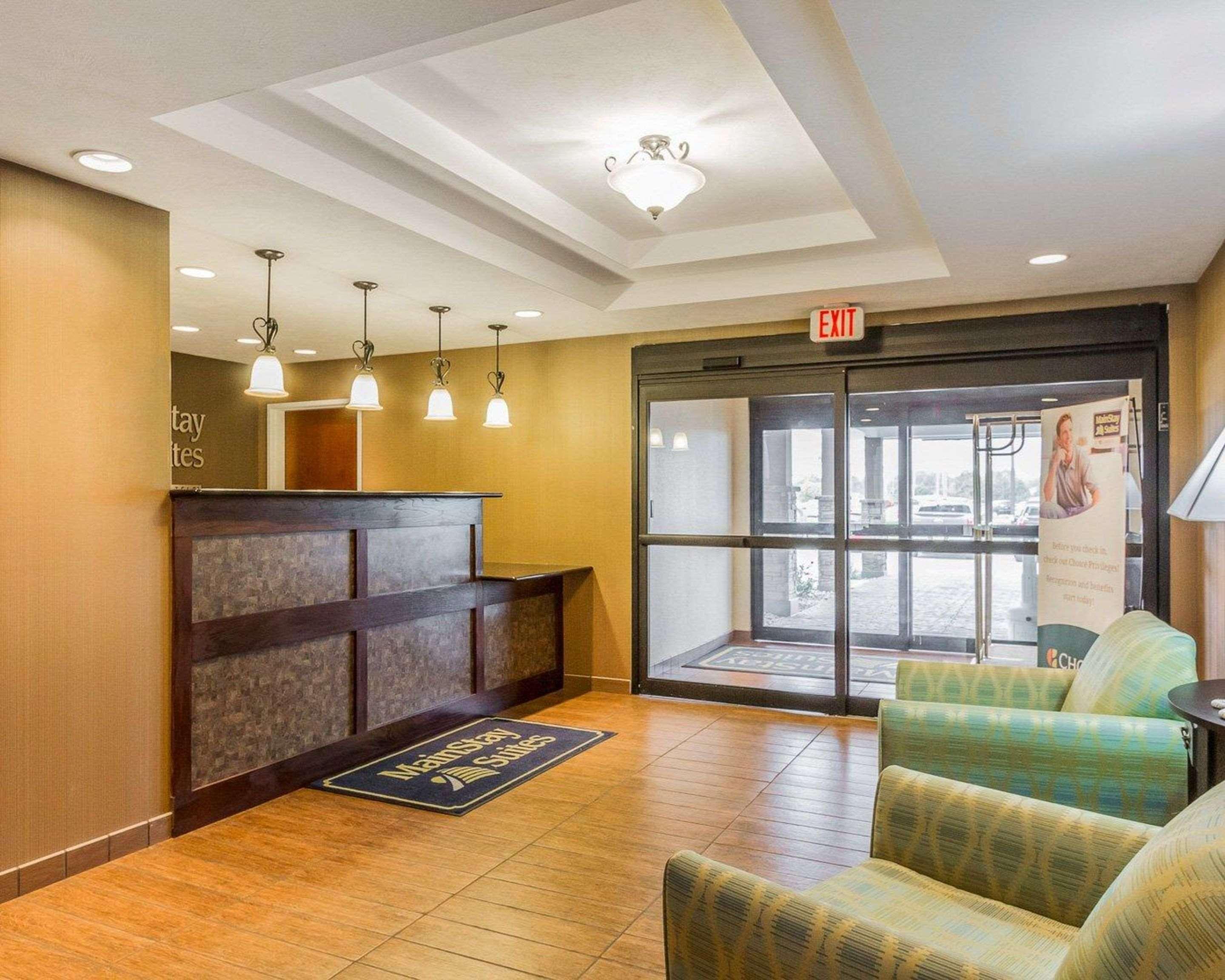 Mainstay Suites Гранд Айлънд Екстериор снимка