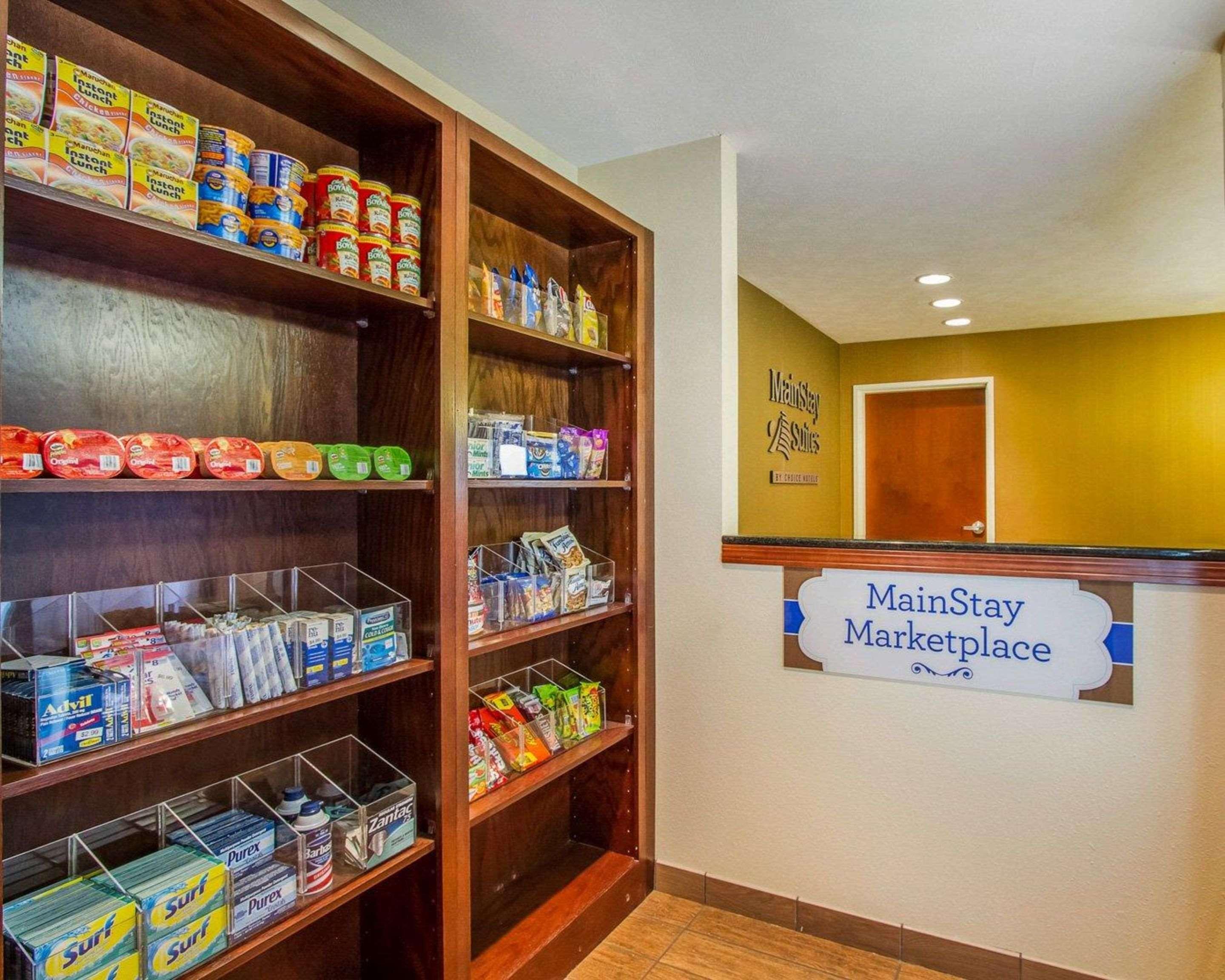 Mainstay Suites Гранд Айлънд Екстериор снимка