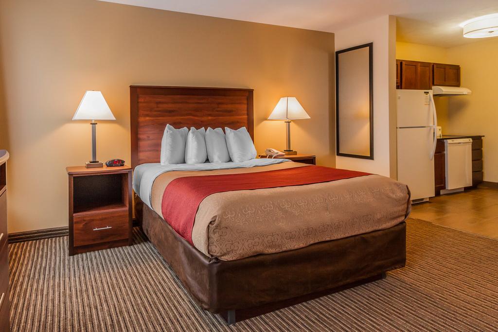 Mainstay Suites Гранд Айлънд Екстериор снимка
