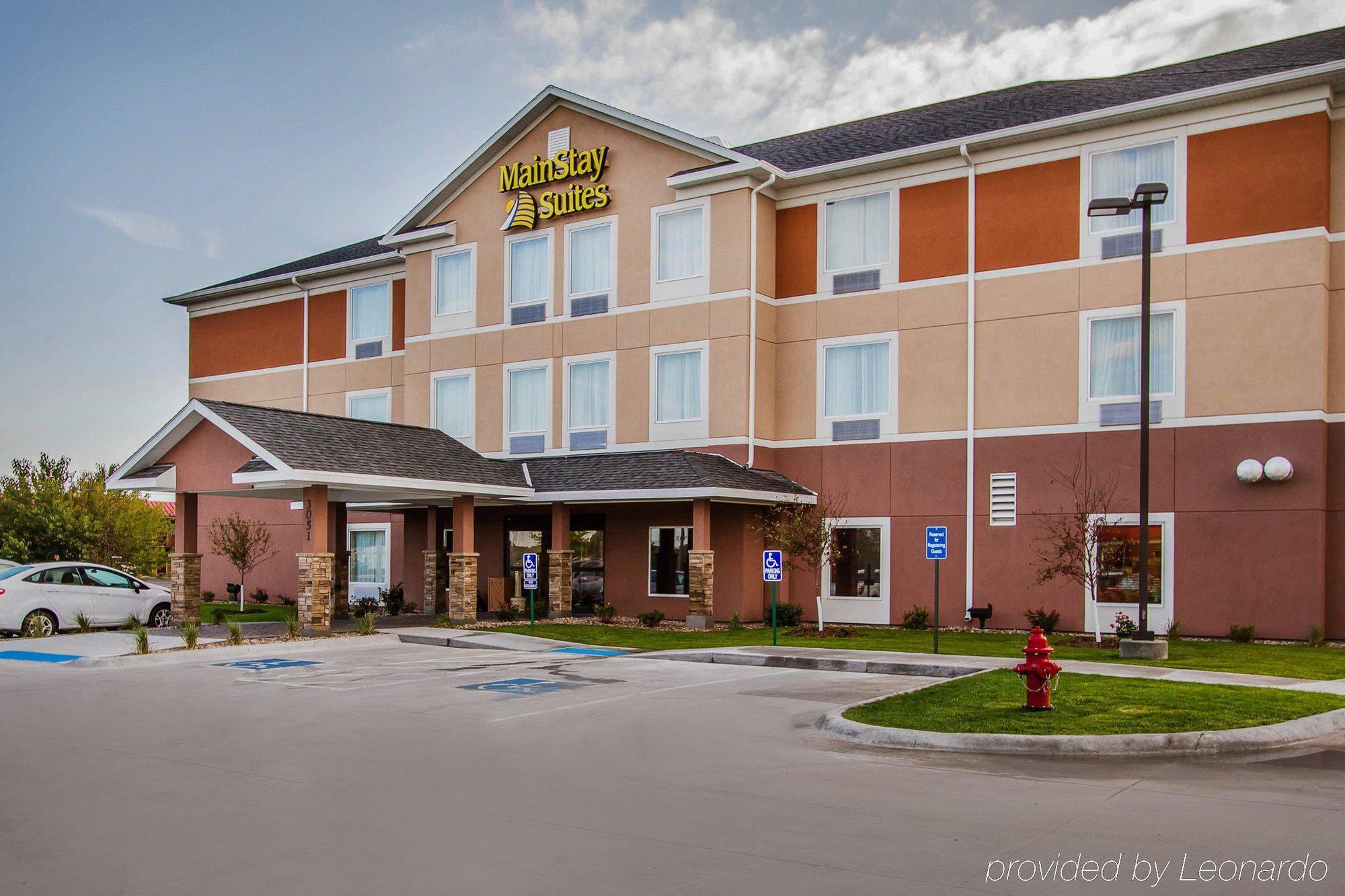Mainstay Suites Гранд Айлънд Екстериор снимка