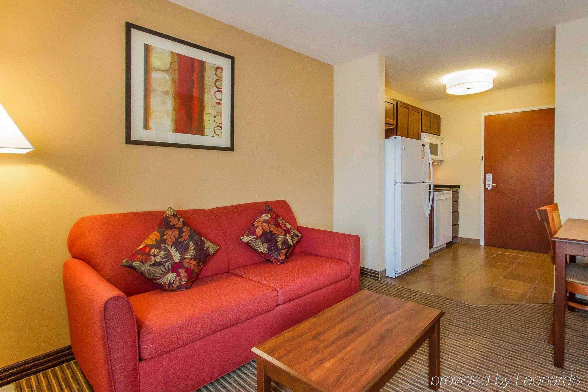 Mainstay Suites Гранд Айлънд Екстериор снимка