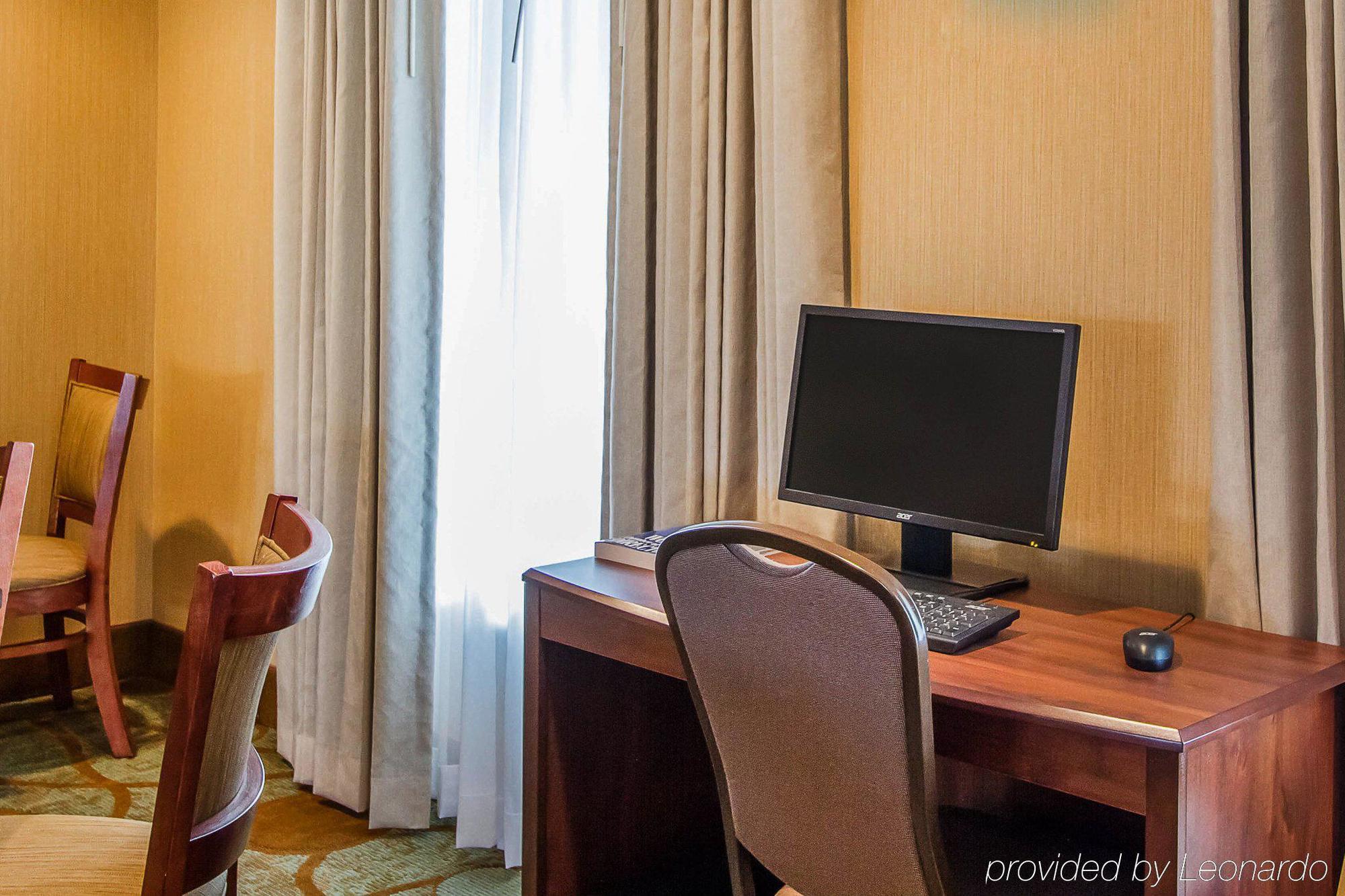 Mainstay Suites Гранд Айлънд Екстериор снимка